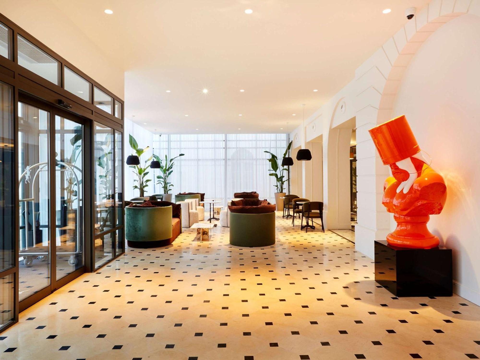 La Licorne & Mgallery 5* Troyes